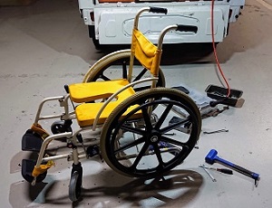車椅子出張修理/フットレスト修理